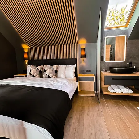 Twin Prémium 4*